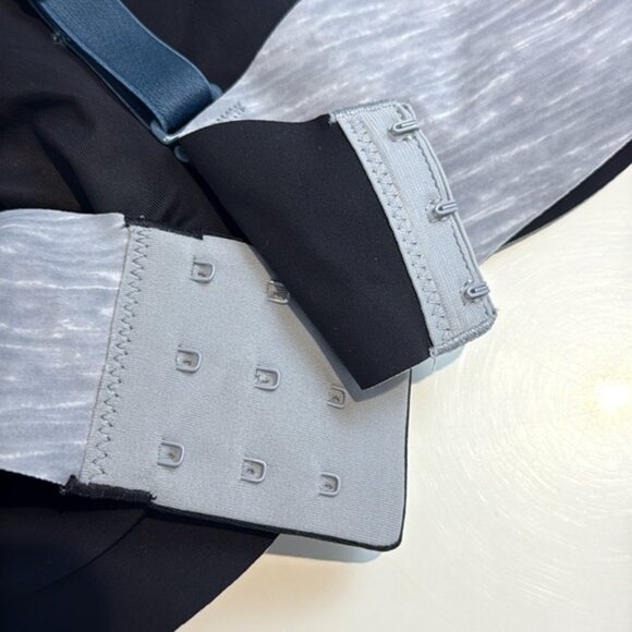 Knix Padded Evolution Wireless Bra Size 1 - Picture 4 of 5